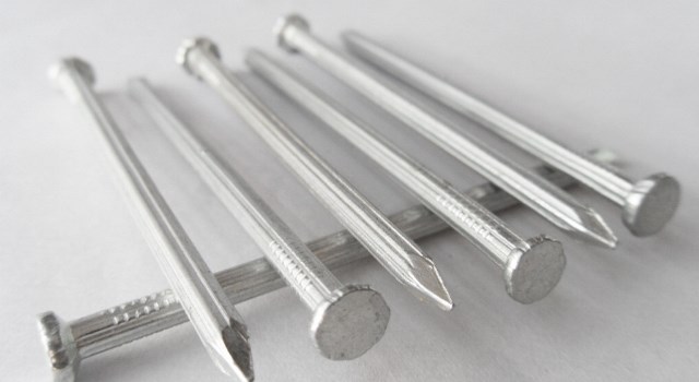 pregos galvanizados